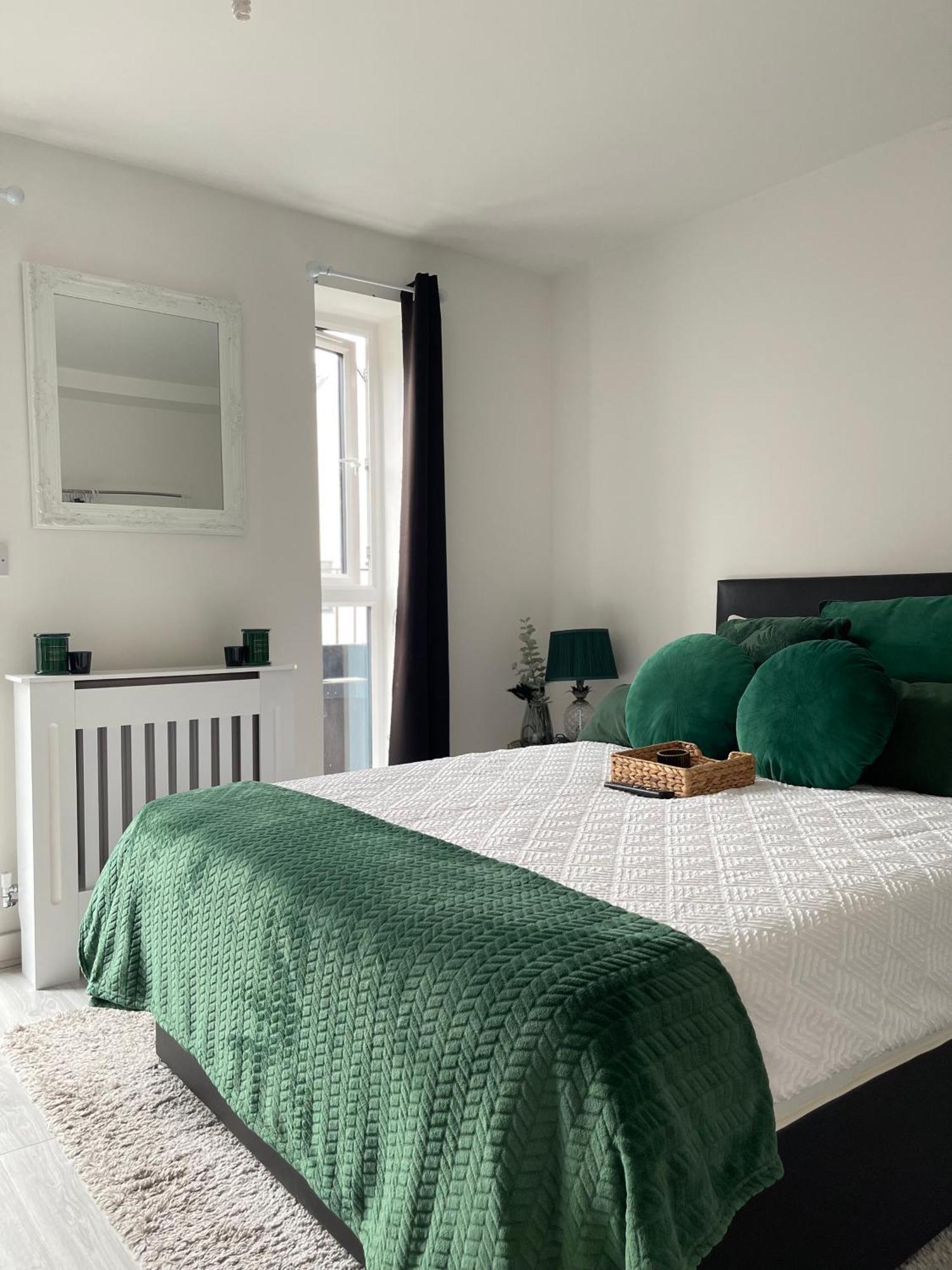 Cosy Bedrooms Manchester Exterior photo
